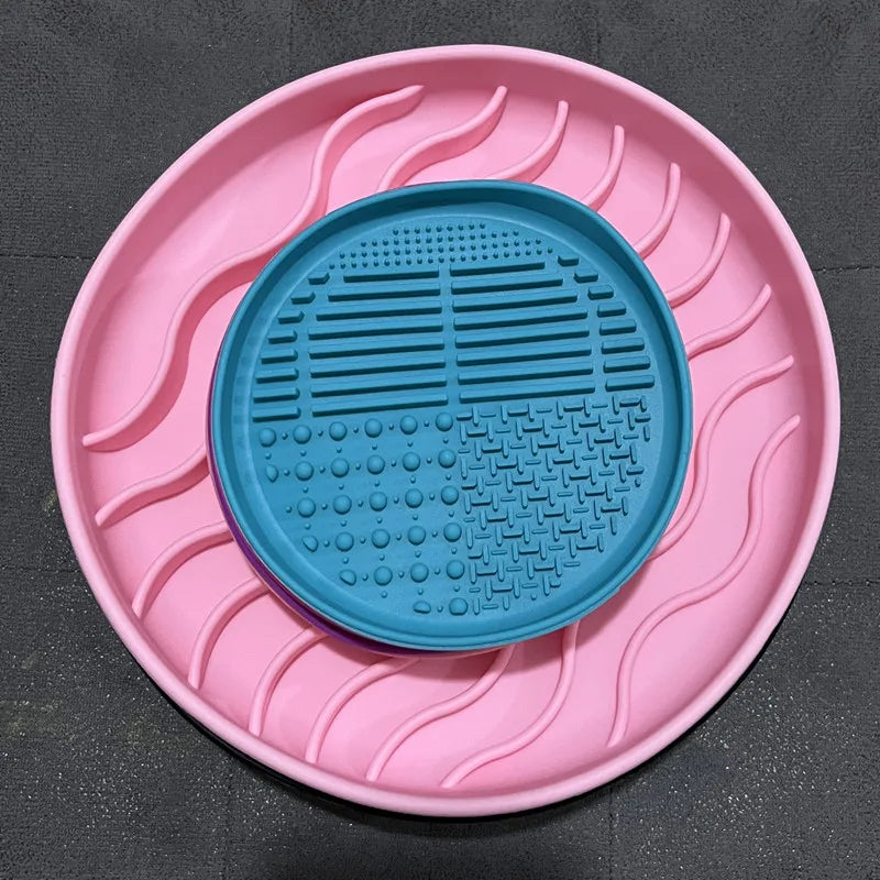 "Slow feeder anti-knockover and anti-slip food bowl for cats and puppies"
